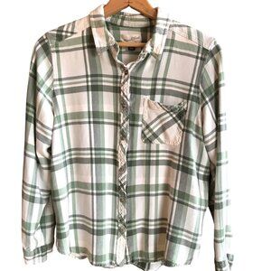 Universal Thread Soft Flannel Shirt, Cream and Green Plaid One Pocket Size XL